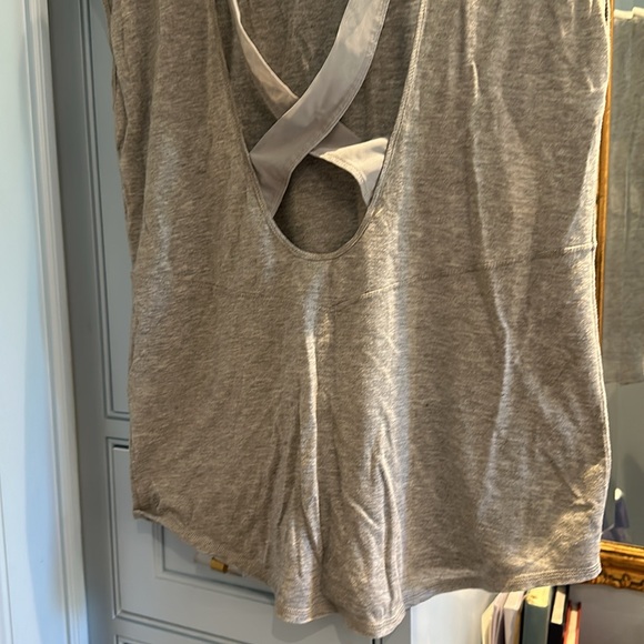 Zella gray athletic top - Picture 3 of 4